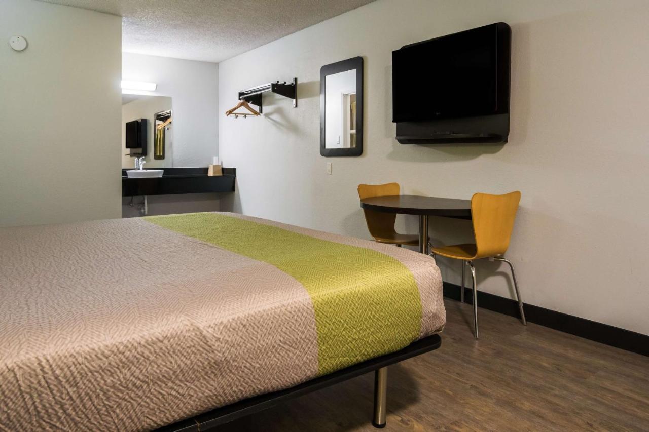 Motel 6 Irving - Loop 12 Dış mekan fotoğraf