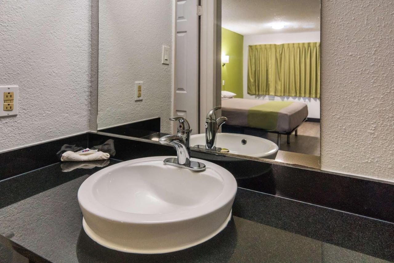 Motel 6 Irving - Loop 12 Dış mekan fotoğraf
